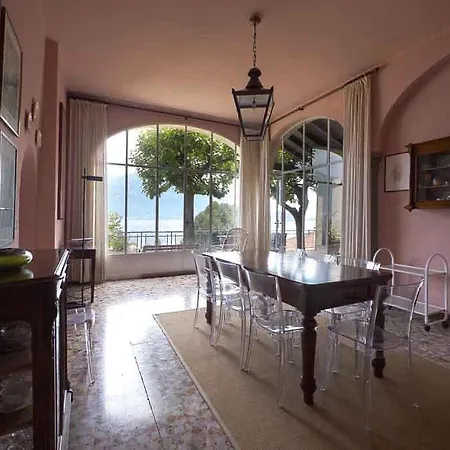 Villa Cesare Βίλα Μενάτζιο